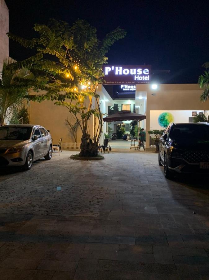 P'House Hotel Фантхьєт Екстер'єр фото